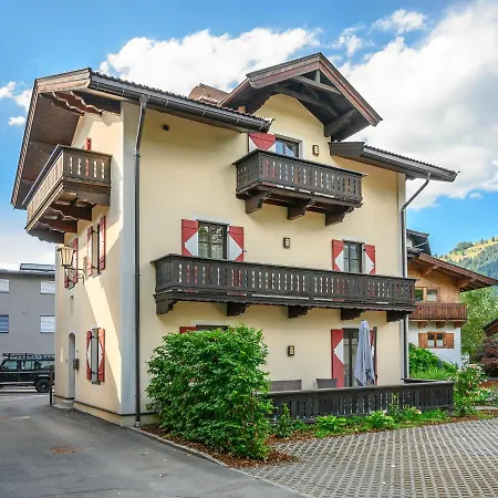 Stadtvilla Belle Kitz Im Zentrum Mit Sauna By Belle Stay Kitzbuhel Exterior photo